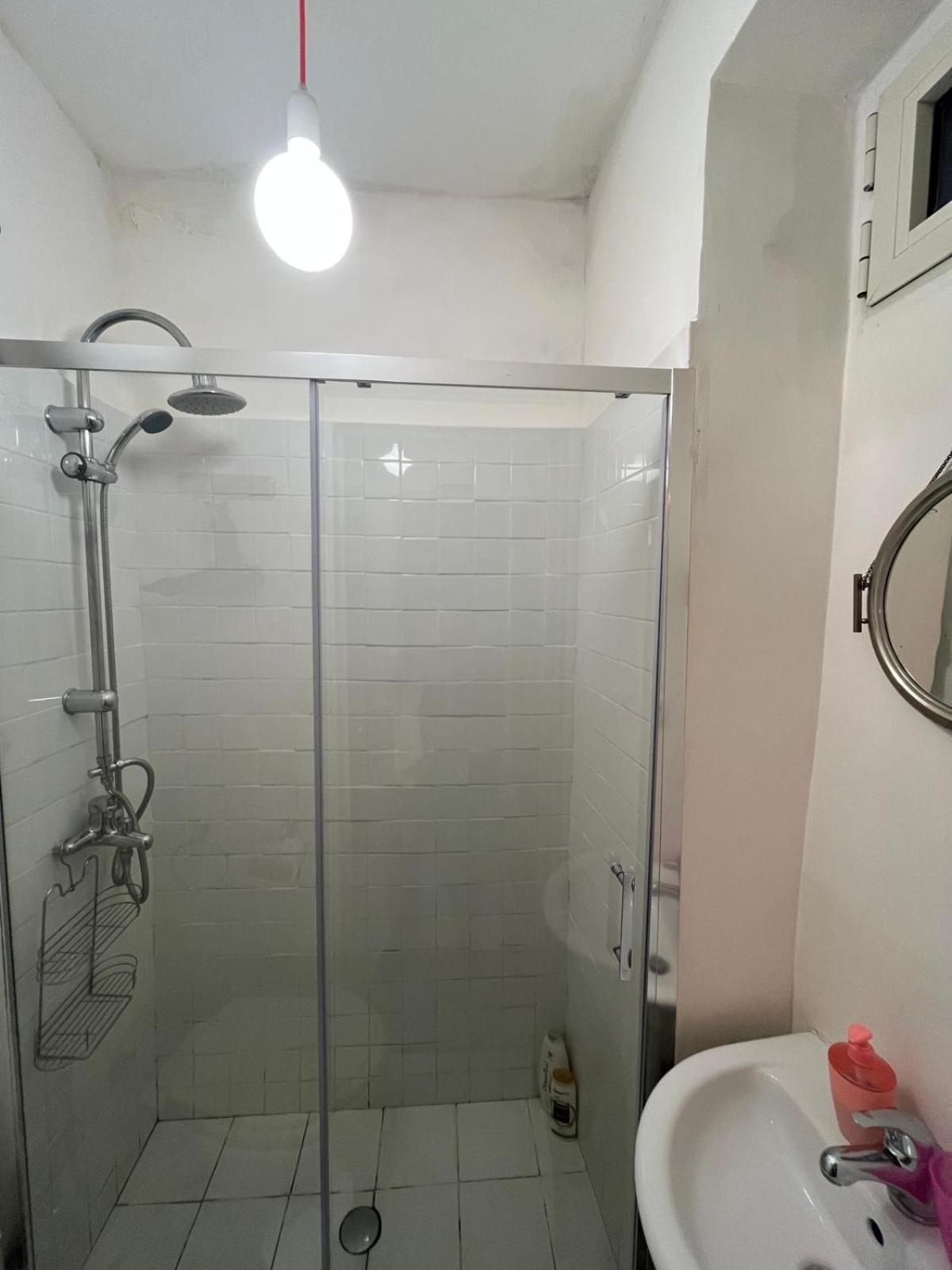 Charming Apartment With Balcony In The Historic Center Neapel Exteriör bild